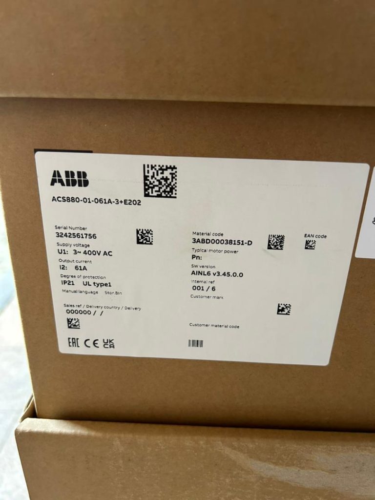 ABB ACS880-01-061A-3+E202